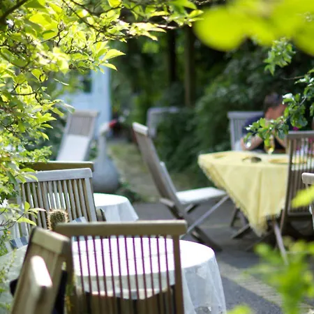 Bed & Breakfast Herzog Friedlich Garni